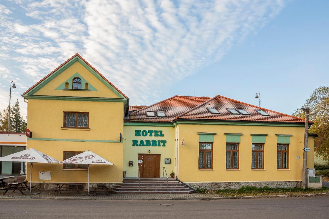 Hotel Rabbit Trhovy Stepanov Ngoại thất bức ảnh