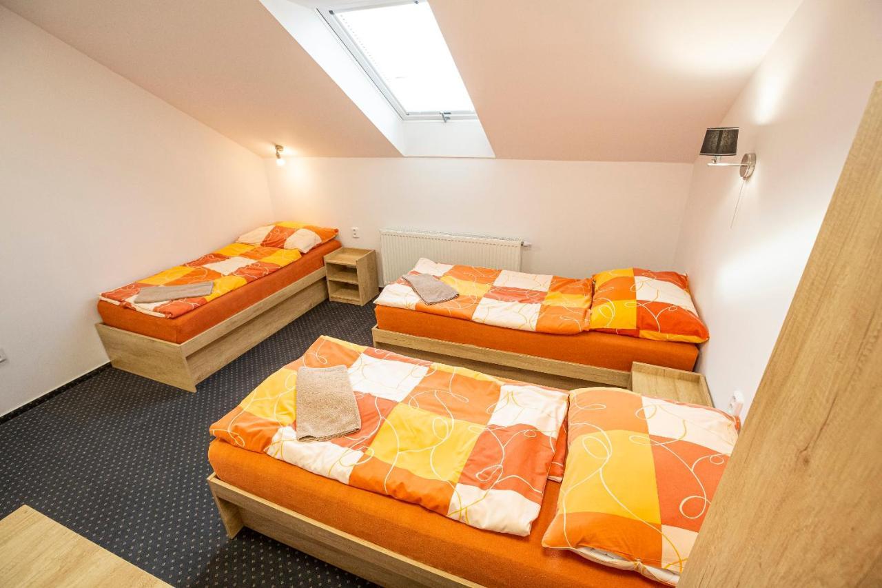 Hotel Rabbit Trhovy Stepanov Ngoại thất bức ảnh