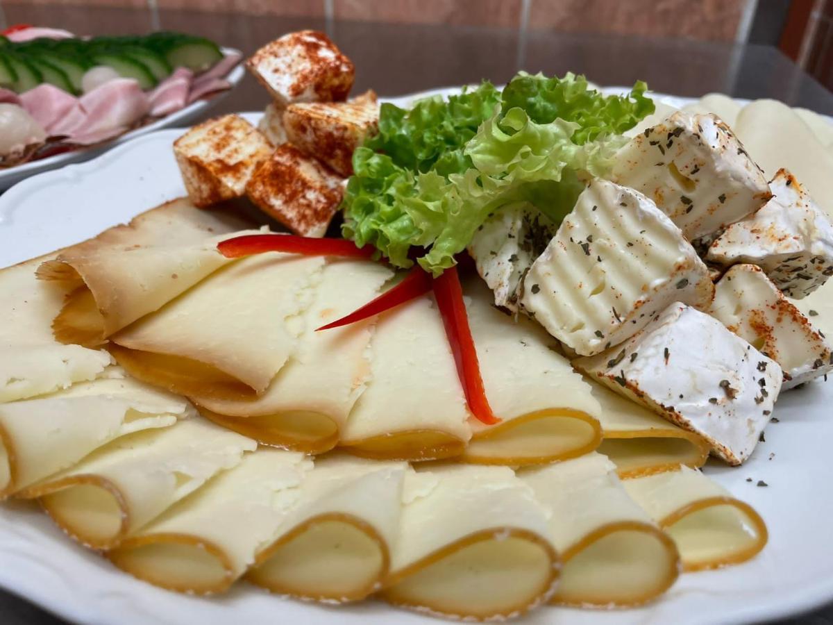 Hotel Rabbit Trhovy Stepanov Ngoại thất bức ảnh