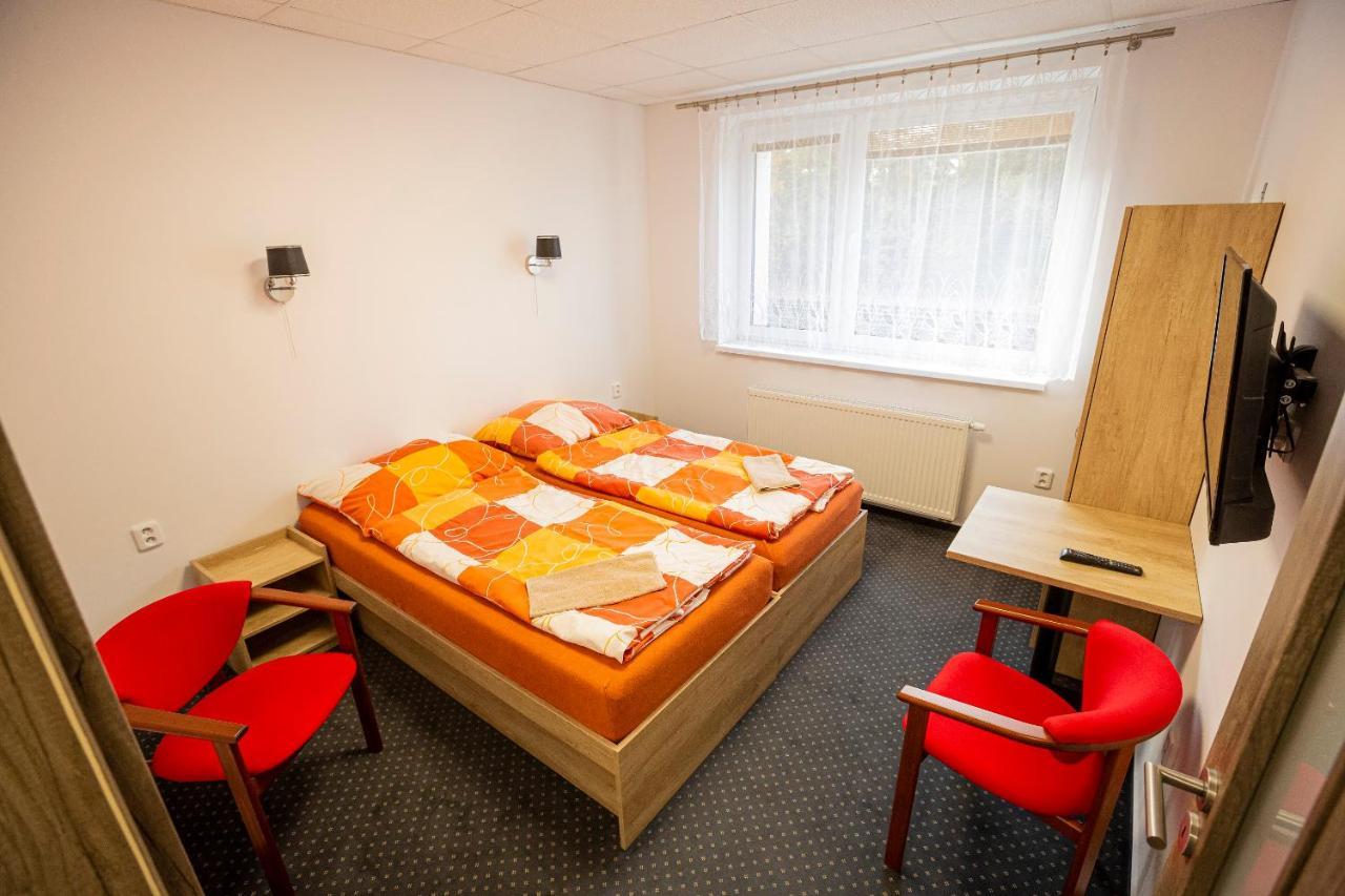 Hotel Rabbit Trhovy Stepanov Ngoại thất bức ảnh