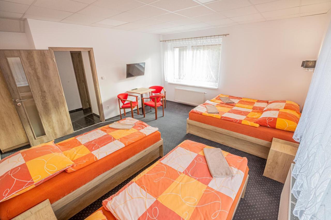 Hotel Rabbit Trhovy Stepanov Ngoại thất bức ảnh